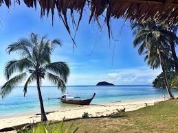 Koh Bulon Lae Travel Guide – Thailand’s Tiny Hidden Island of Peace, Blue Water & Zero Crowds