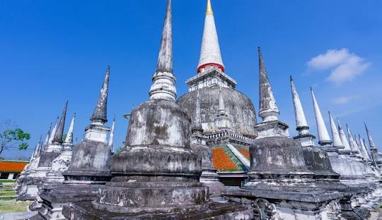 Nakhon Si Thammarat Travel Guide – Thailand’s Land of Temples, Waterfalls, Beaches & Ancient Culture