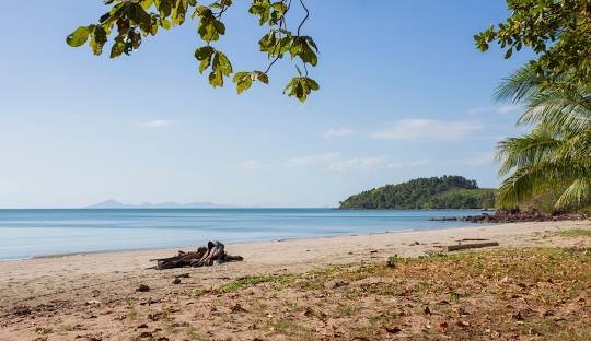Koh Sukorn Travel Guide – Thailand’s Undiscovered Island of Culture, Quiet Beaches & Local Life
